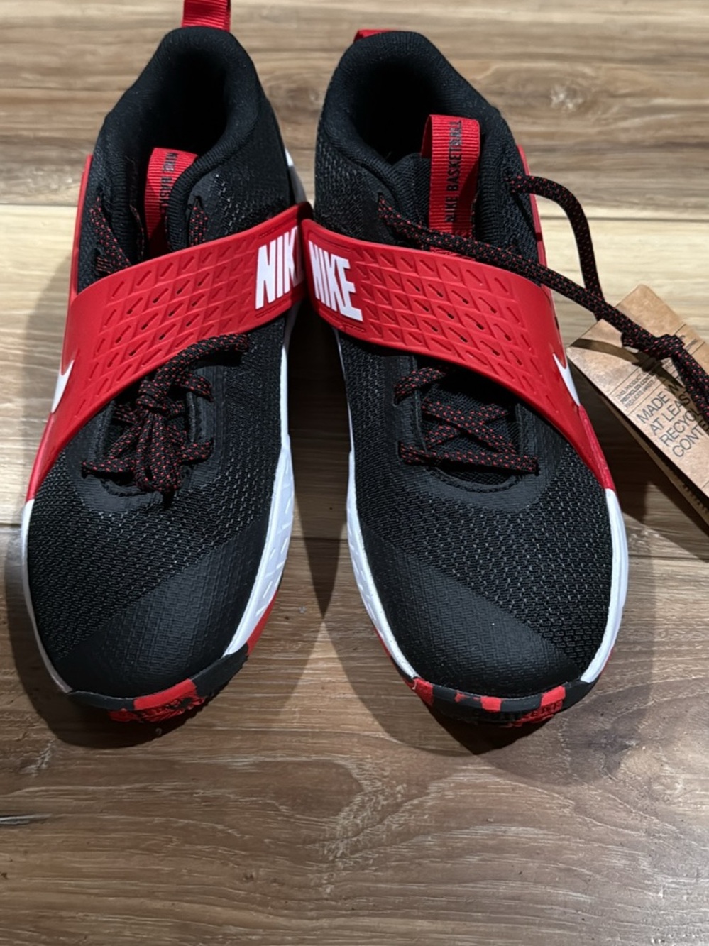 Nike Kids Black and Red Strap Sneakers